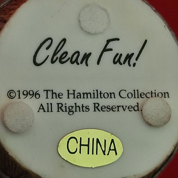 The Hamilton Collection Clean Fun Elephant Figurine 1996 - Picture 7 of 12